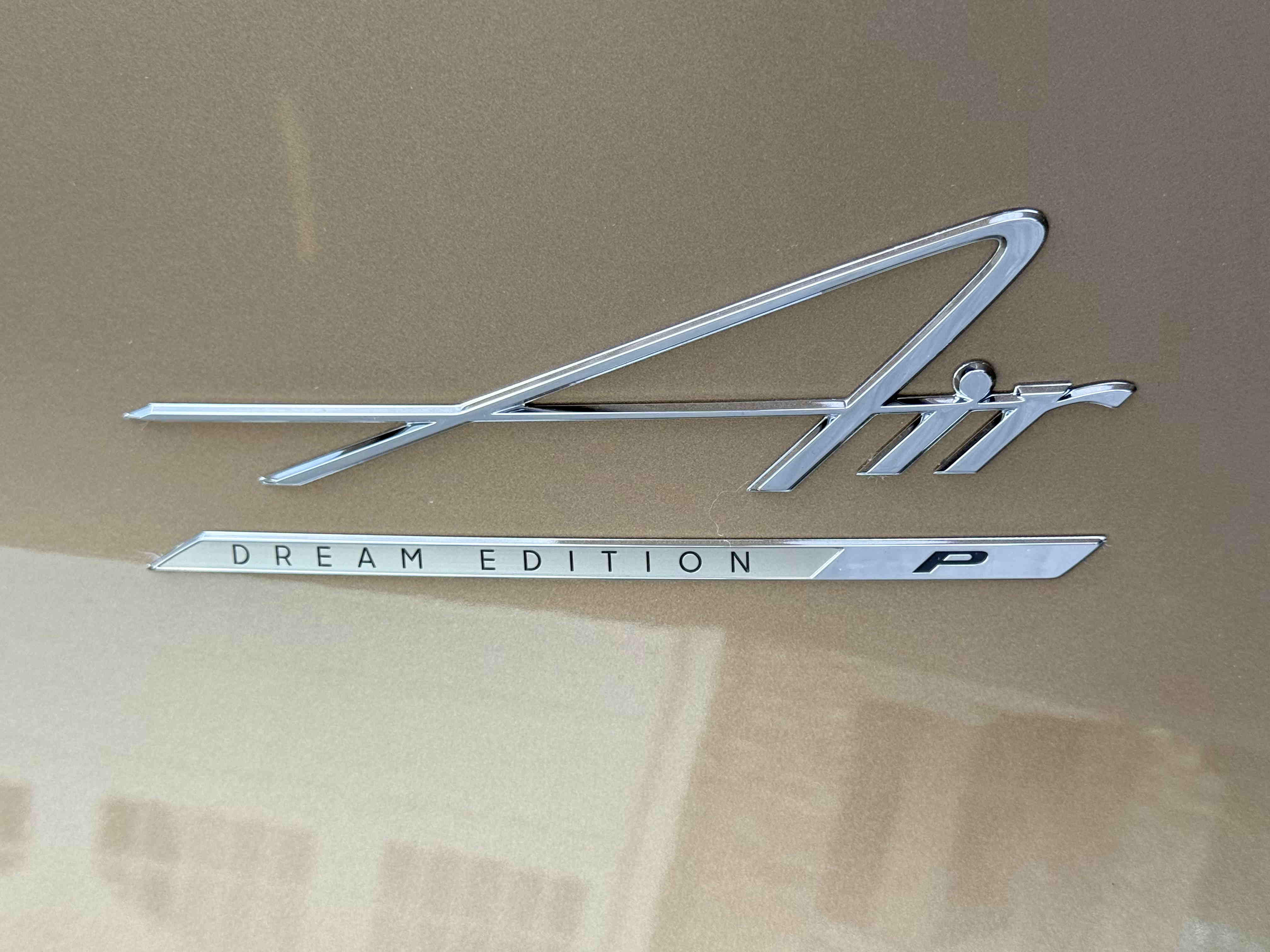 Dream Edition P exterior badge